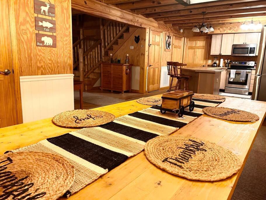 One Of A Kind Rustic Log Cabin Near Bryce Resort - Large Game Room - Fire Pit - Large Deck - Bbq Basye Luaran gambar