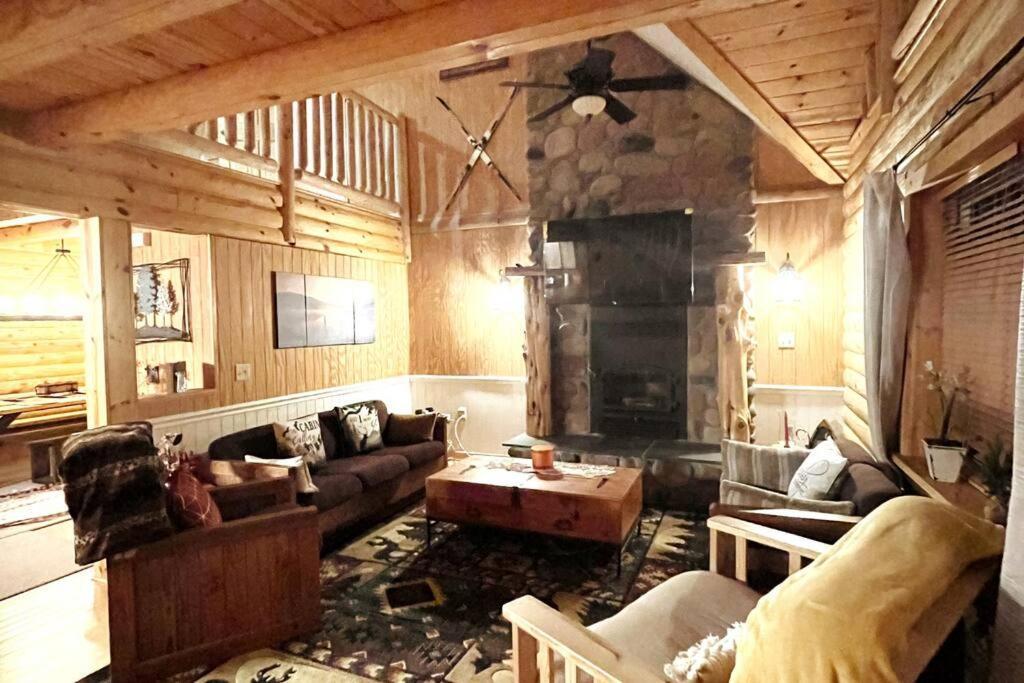 One Of A Kind Rustic Log Cabin Near Bryce Resort - Large Game Room - Fire Pit - Large Deck - Bbq Basye Luaran gambar