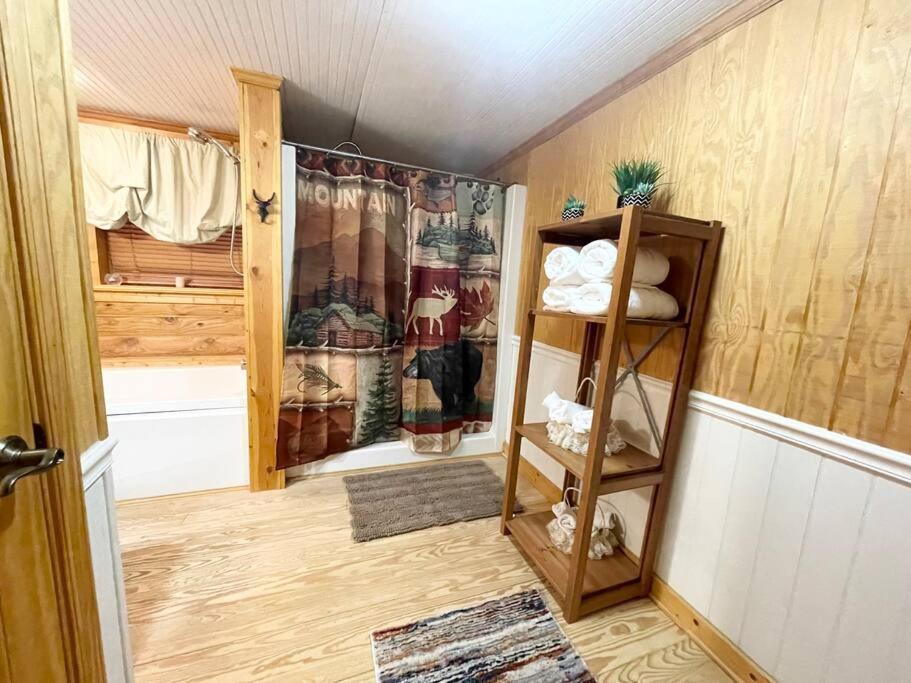 One Of A Kind Rustic Log Cabin Near Bryce Resort - Large Game Room - Fire Pit - Large Deck - Bbq Basye Luaran gambar
